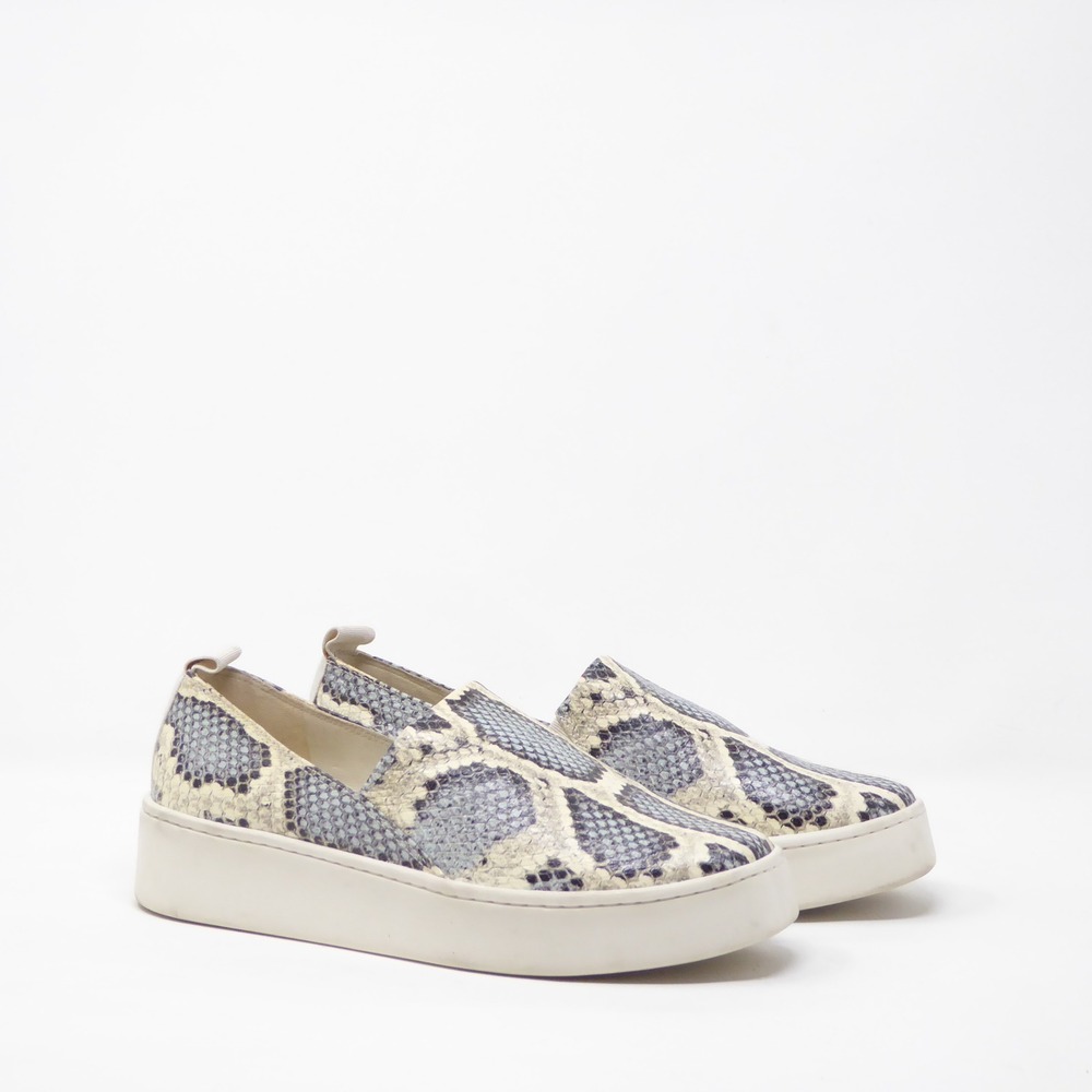 Vince Saxon 2 Women Slip On Sneakers Gray Snakeskin Print Leather Platform 6